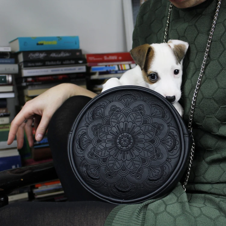 torebka czarna mandala